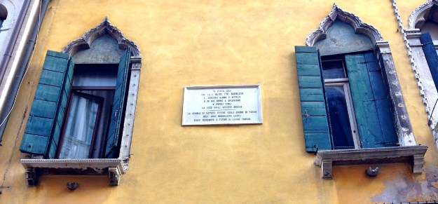La casa di Aldo Pio Manuzio, Aldus Pius Manutius (Bassiano, 1449 – Venezia, 6 febbraio 1515), editore, tipografo e umanista